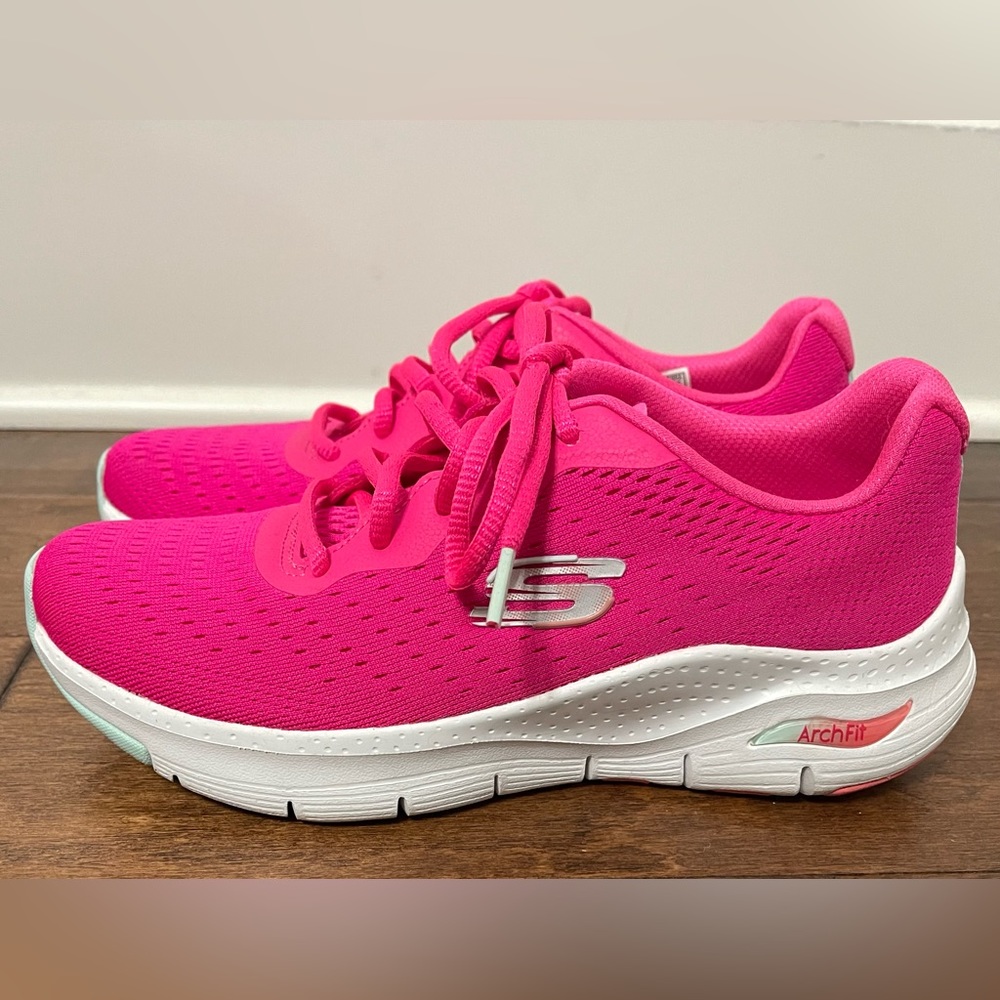 Sketchers Hot Pink Infinity Cool Arch Fit Sneaker Size 6.5 - Picture 6 of 11